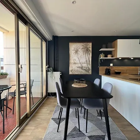 De L'hermitage, T2 Avec Parking Апартаменты *