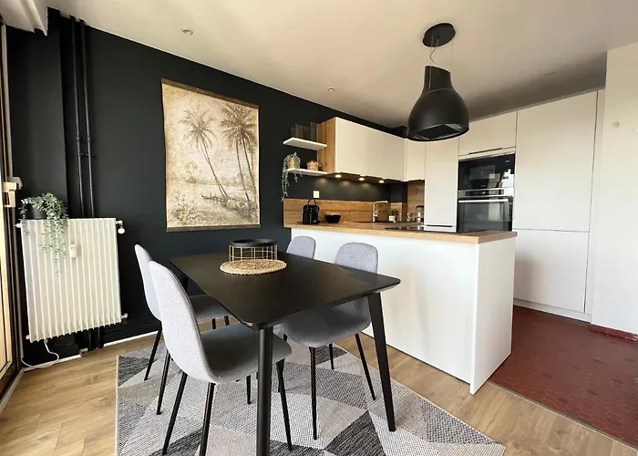 Résidence De L'hermitage, T2 Avec Parking *